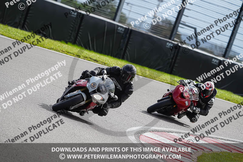 donington no limits trackday;donington park photographs;donington trackday photographs;no limits trackdays;peter wileman photography;trackday digital images;trackday photos